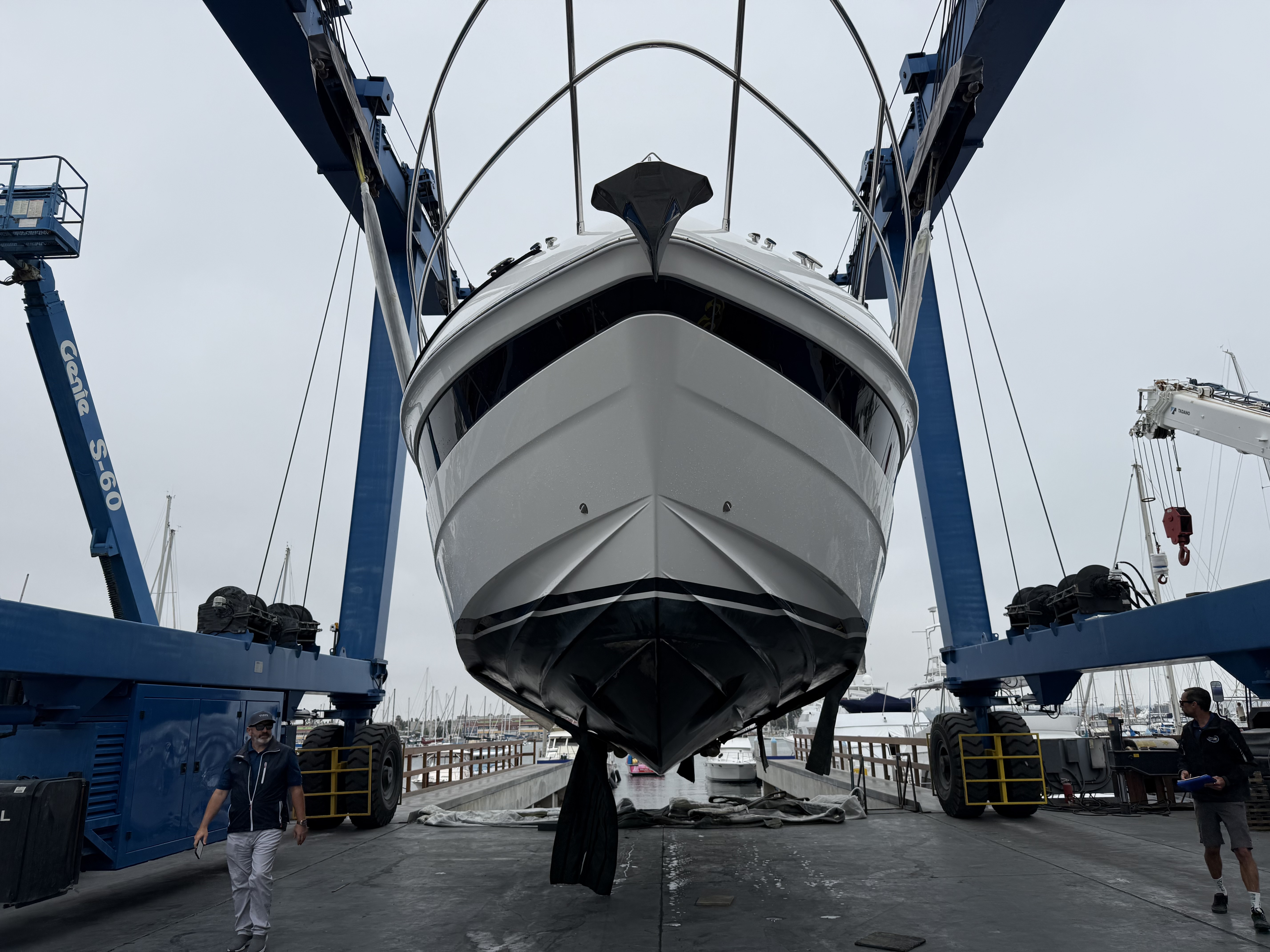 Yacht haul-out on travel lift for bottom service